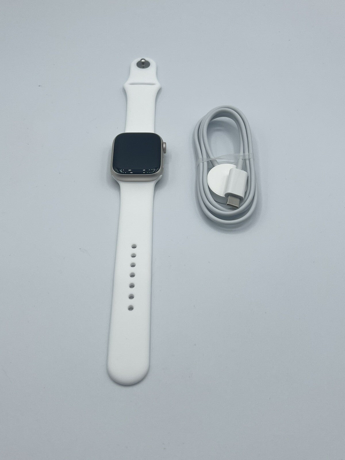 Apple Watch Series 8 41mm Starlight Case with Sport band - Excellent - Techtree 